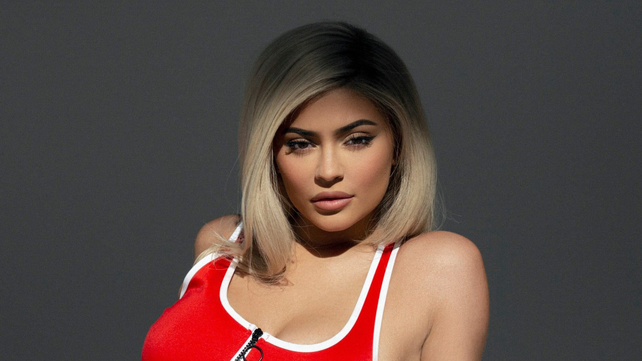 Kylie Jenner Portrait Wallpapers