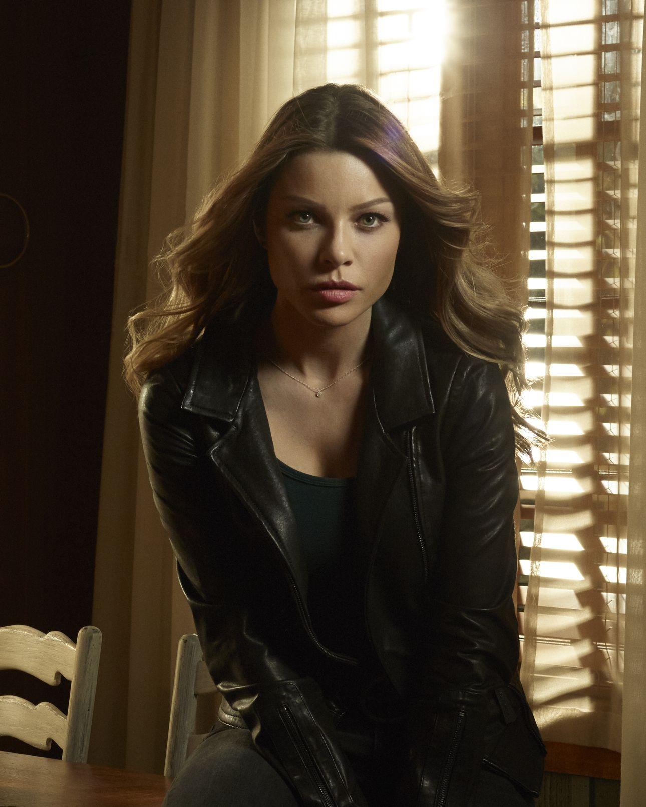 Lauren German 2020 Wallpapers