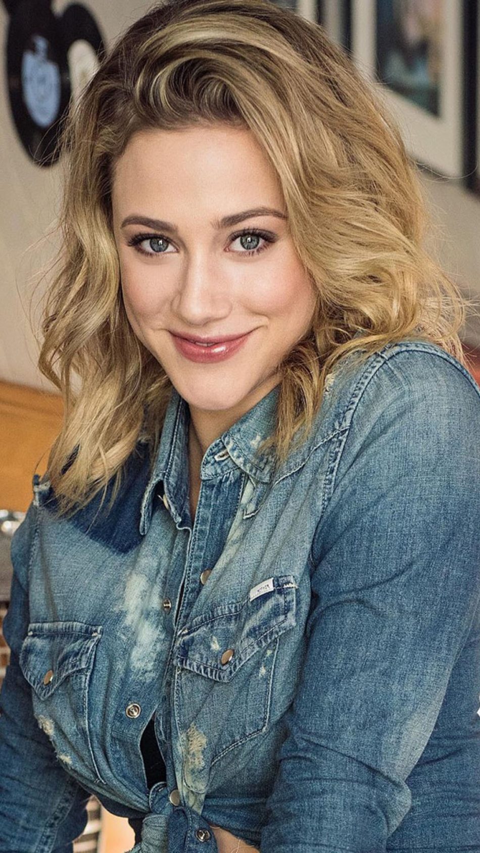 Lili Reinhart 2018 Photoshoot Wallpapers