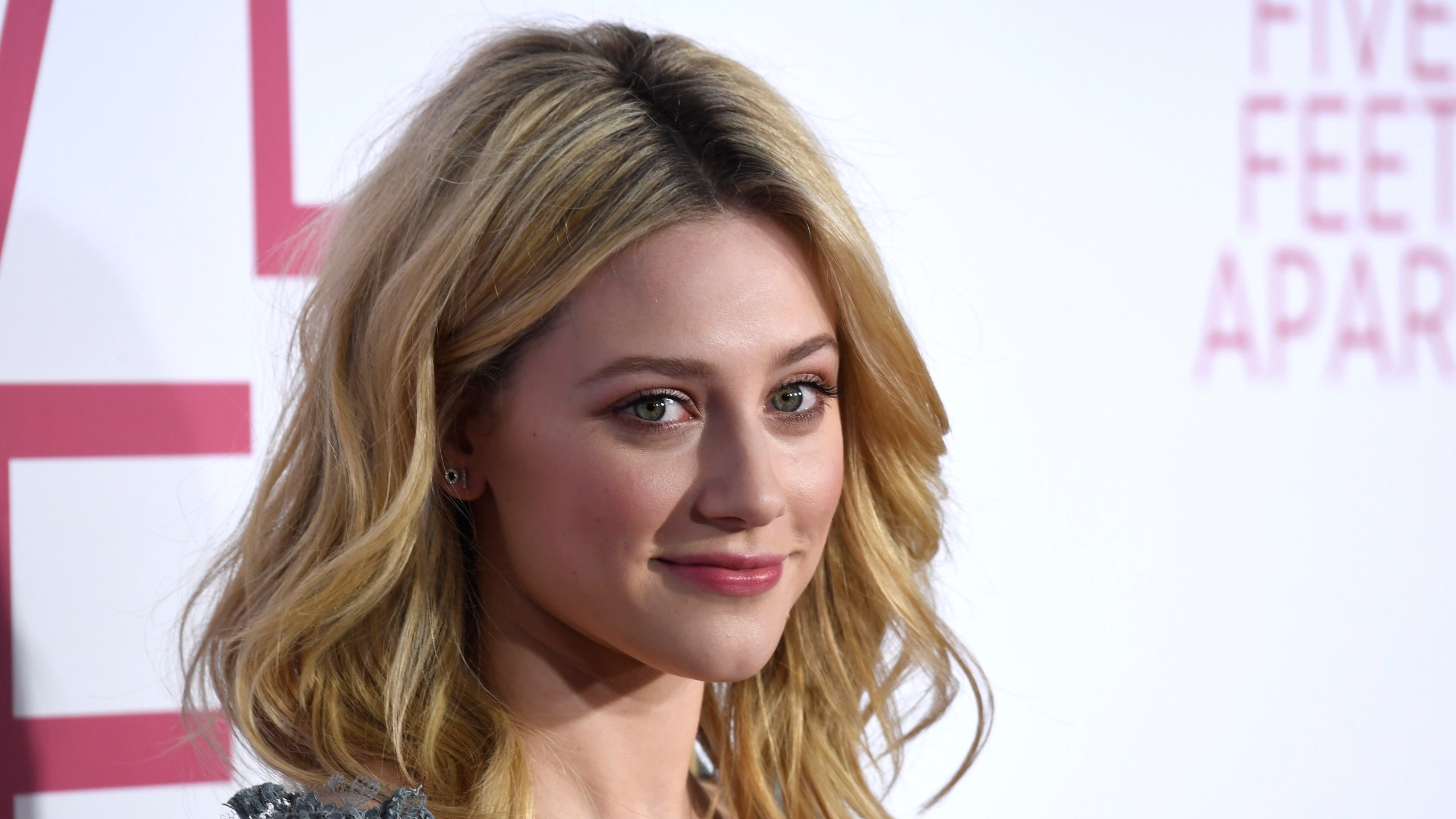 Lili Reinhart In Black Wallpapers