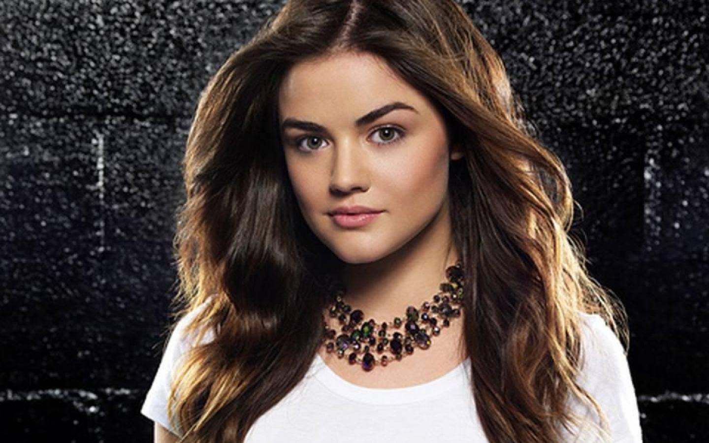 Lucy Hale 2018 Wallpapers