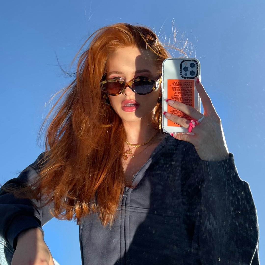 Madelaine Petsch Beautiful 2021 Wallpapers