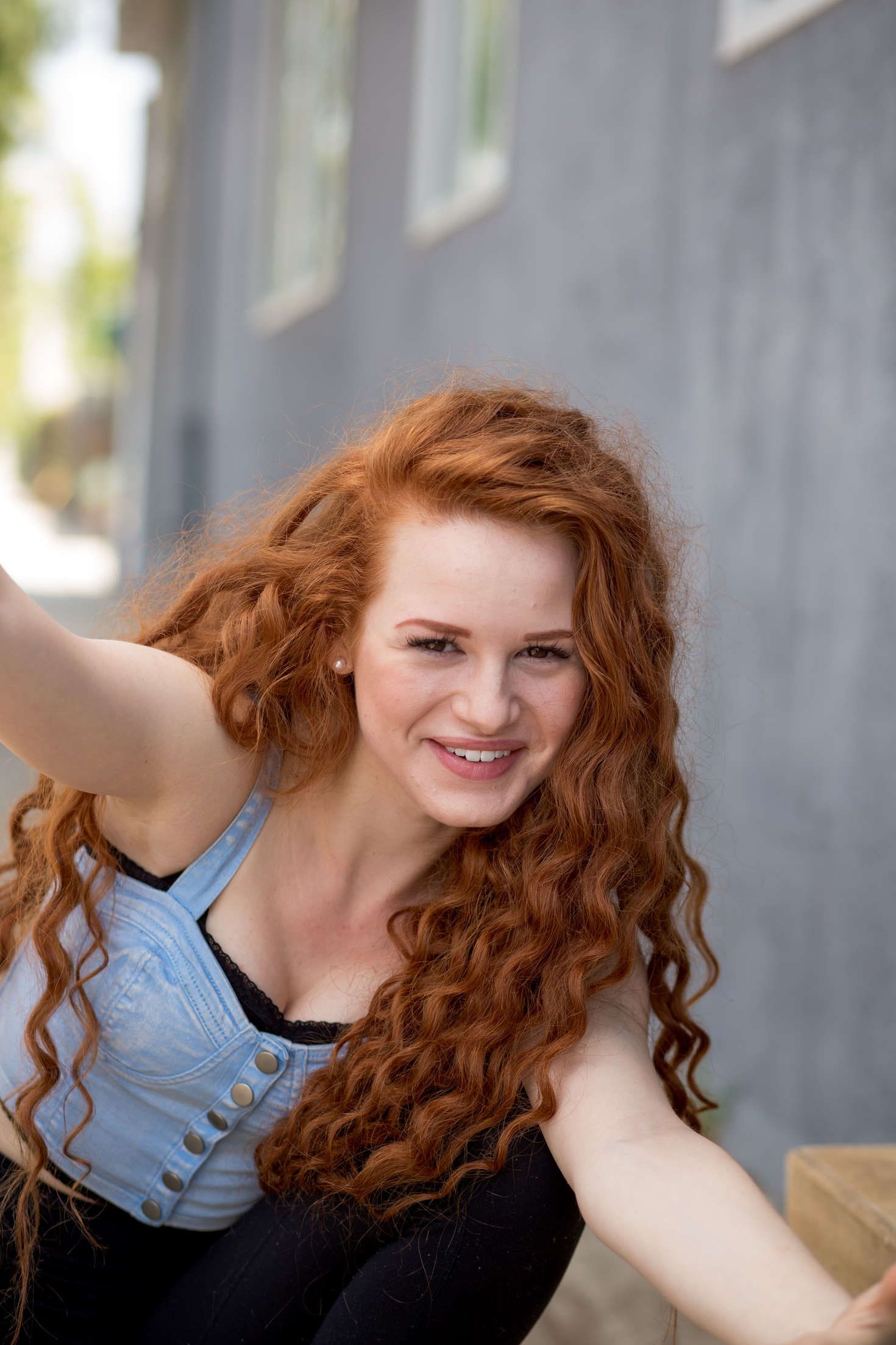 Madelaine Petsch Smiling Wallpapers