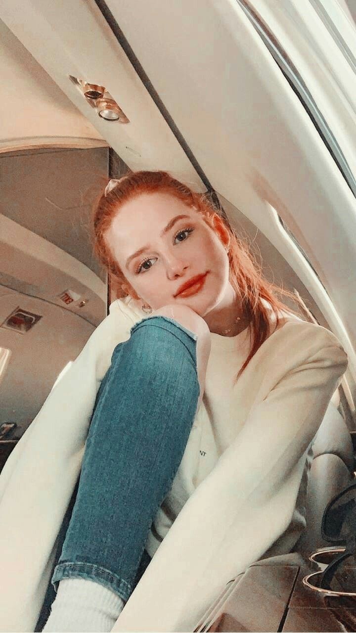 Madelaine Petsch Smiling Wallpapers