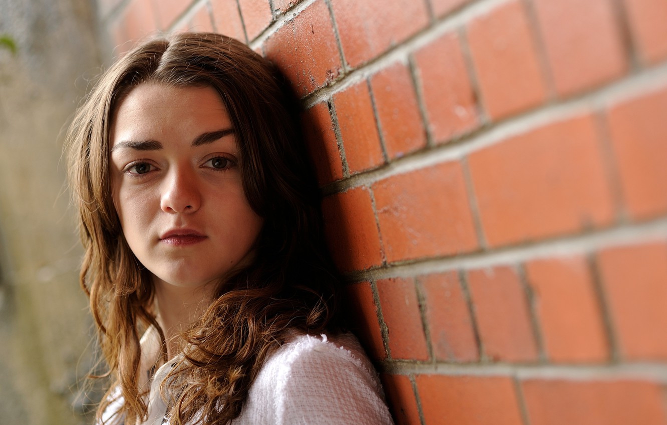 Maisie Williams Wallpapers