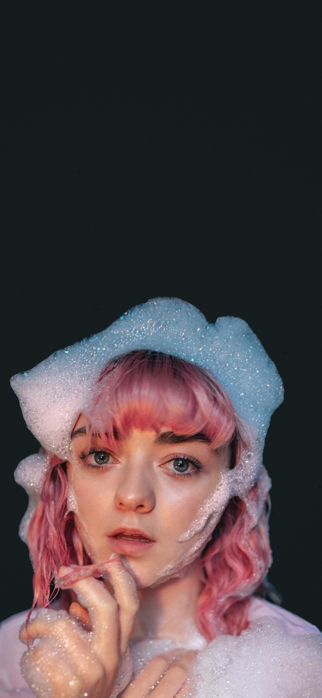 Maisie Williams 4K Pink Hair Wallpapers