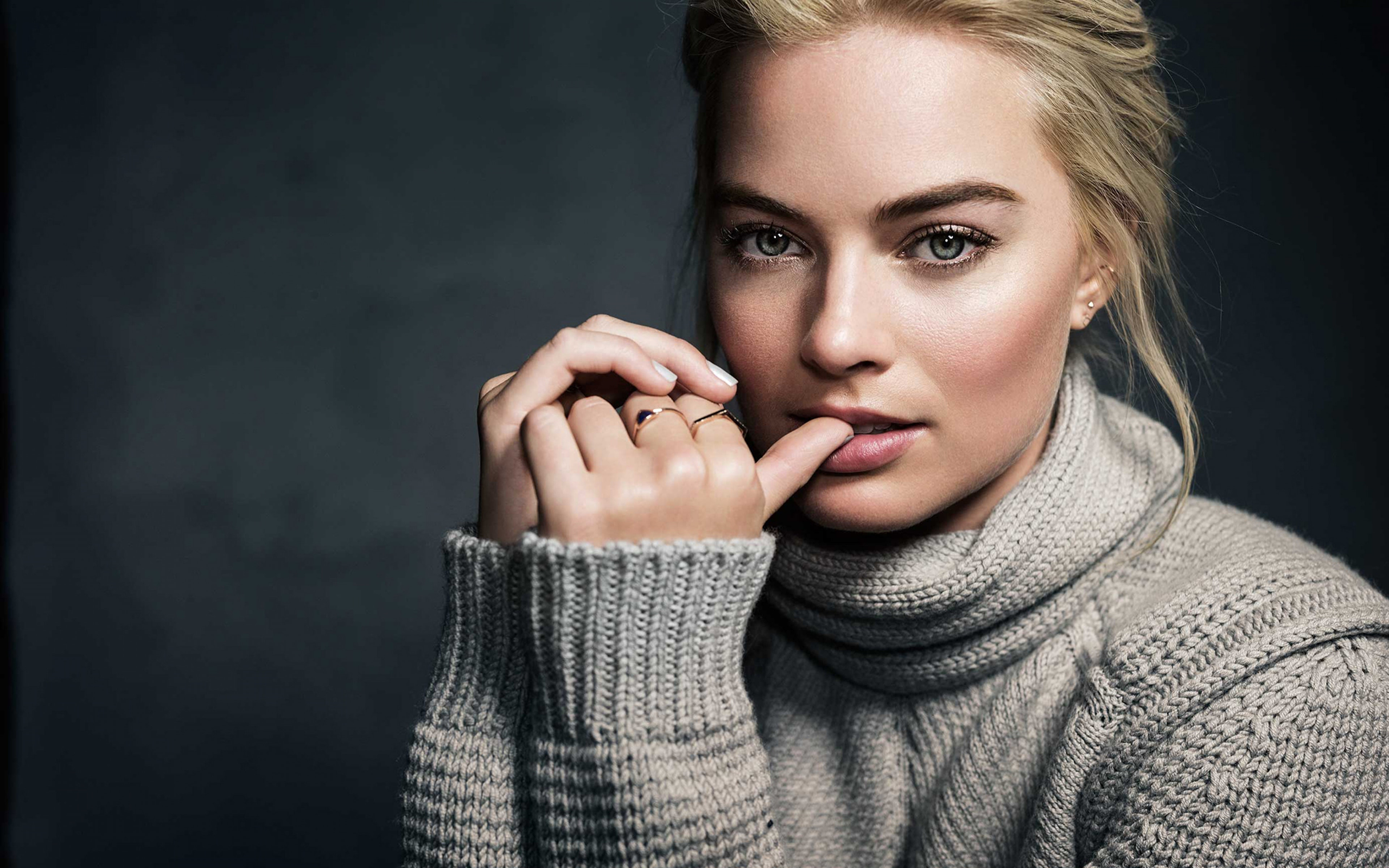 Margot Robbie Beautiful Wallpapers