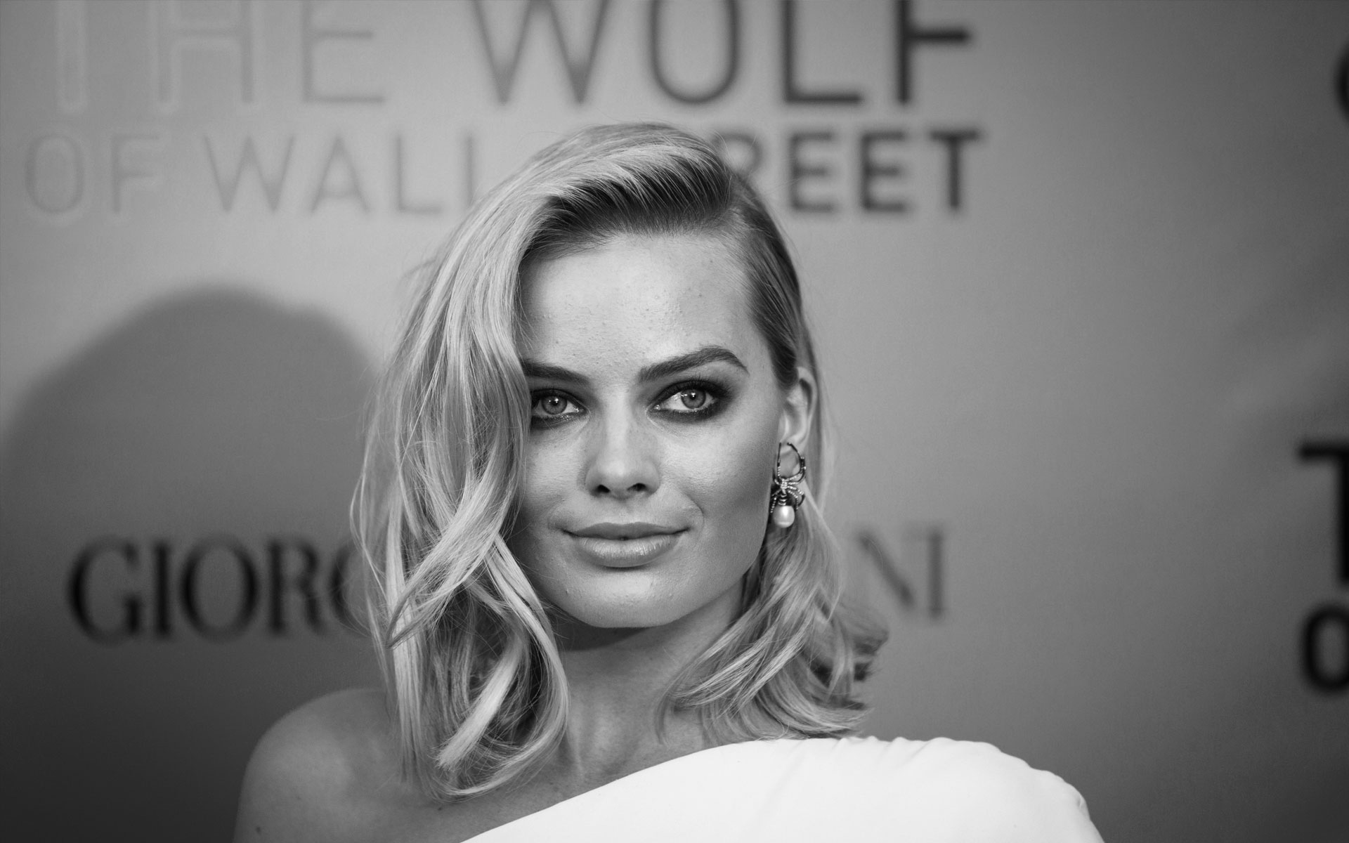 Margot Robbie Monochrome 2017 Wallpapers