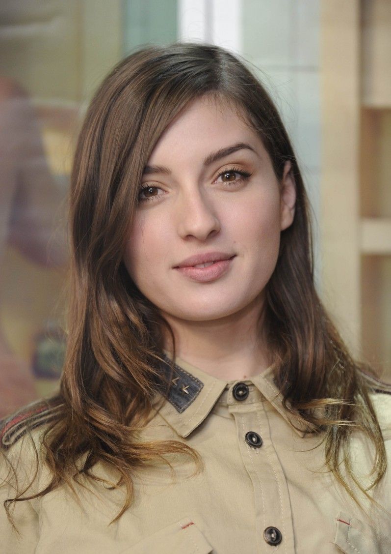 Maria Valverde Wallpapers