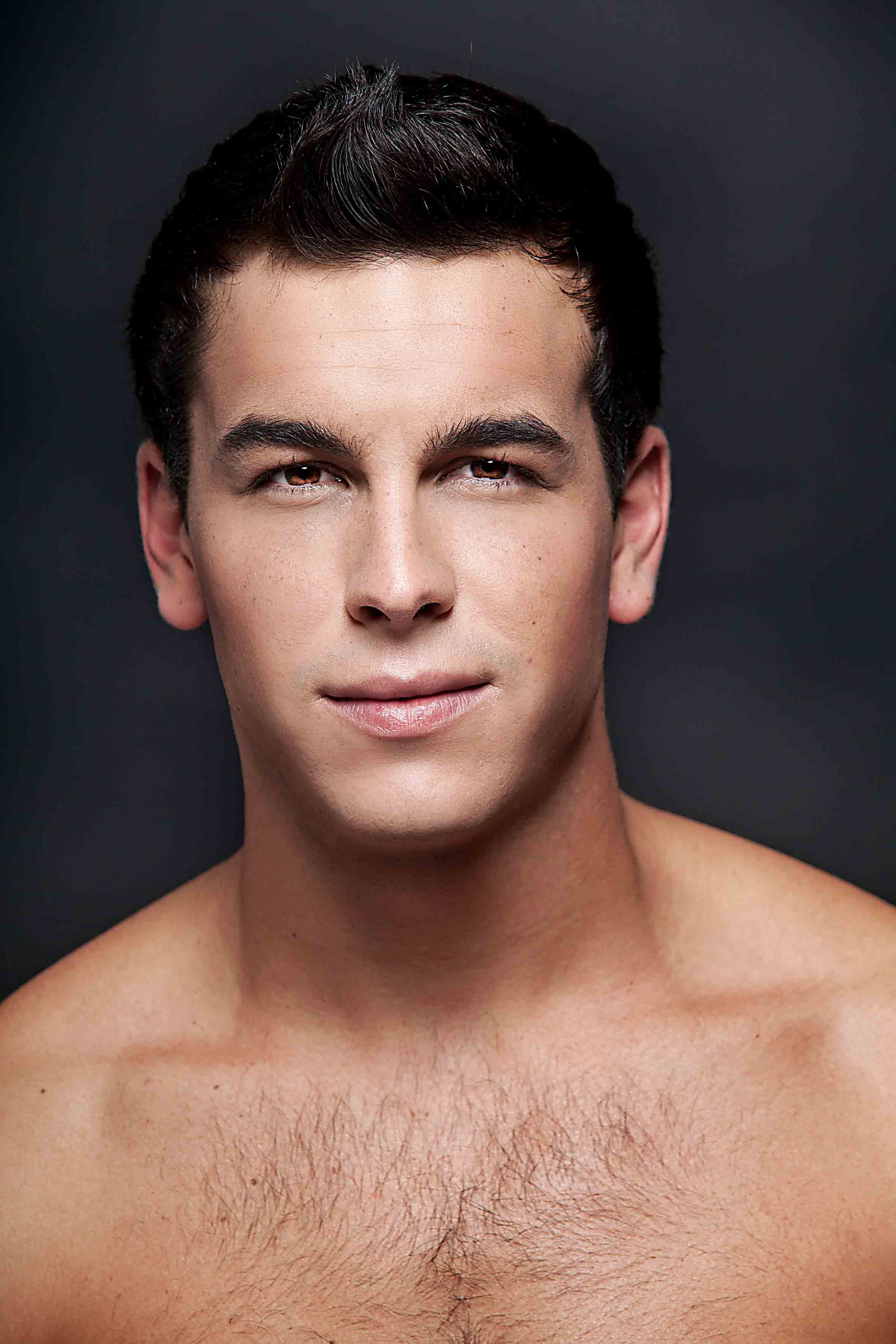 Mario Casas Wallpapers