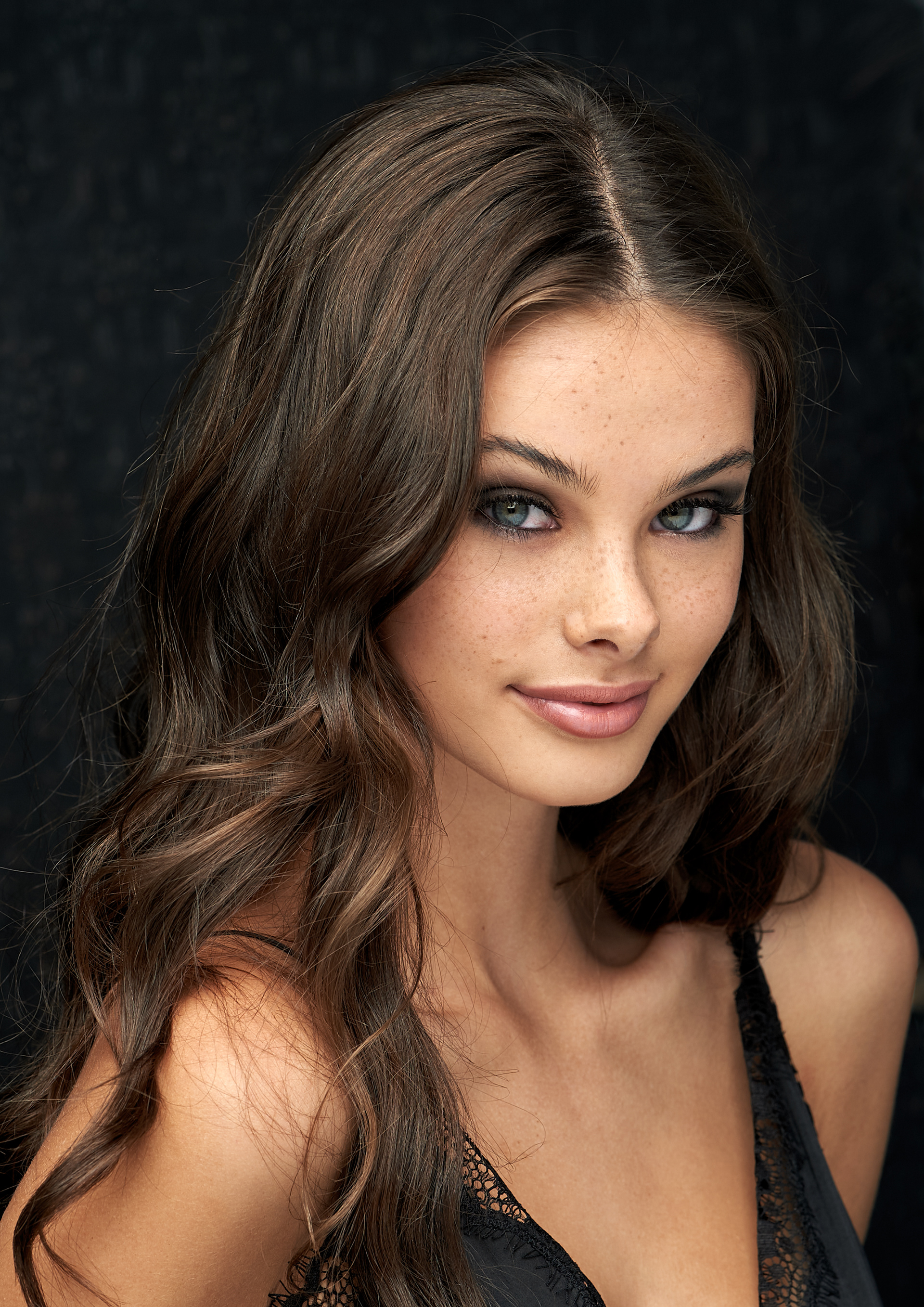 Meika Woollard Wallpapers