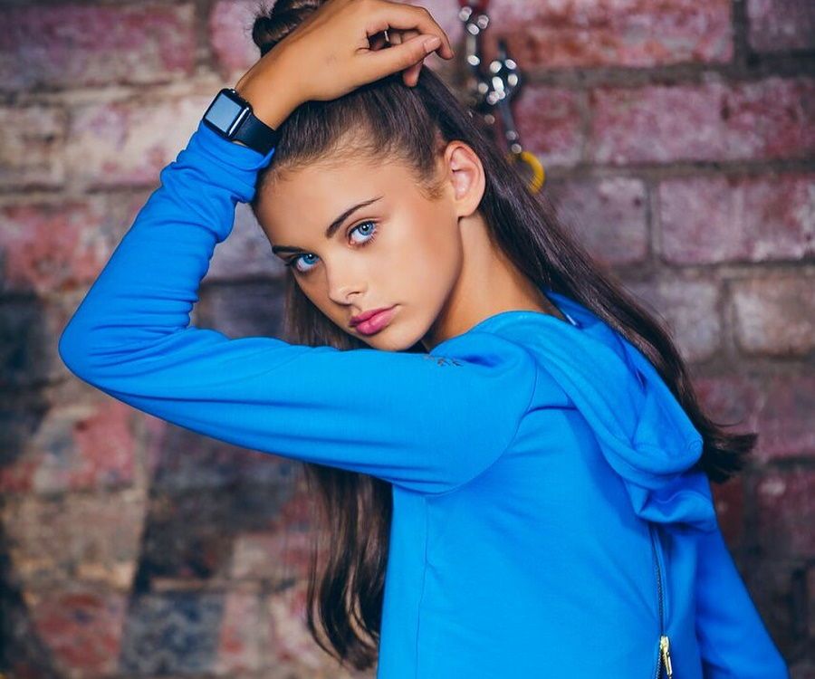 Meika Woollard Model 2021 Wallpapers