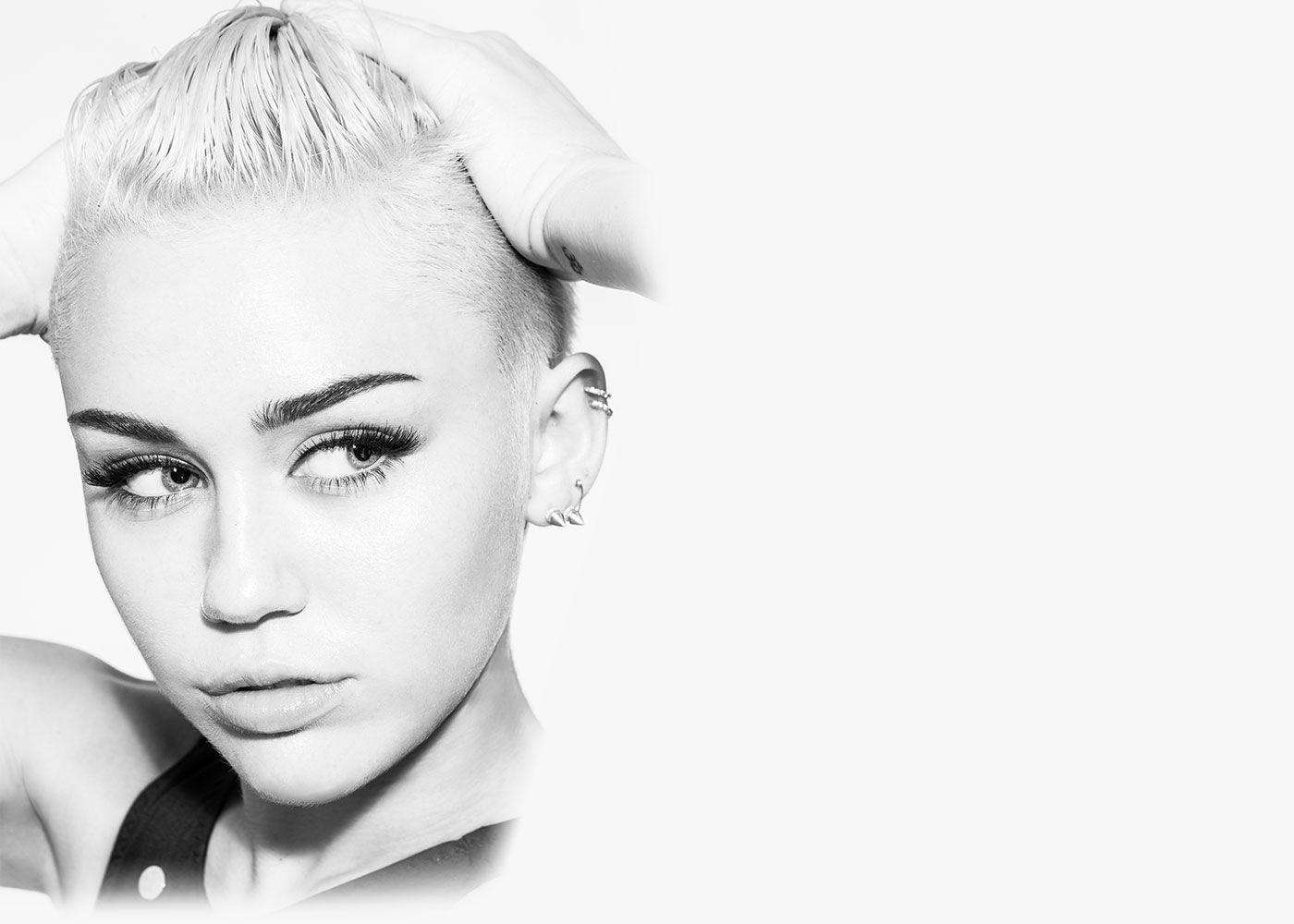 Miley Cyrus Monochrome 2017 Wallpapers