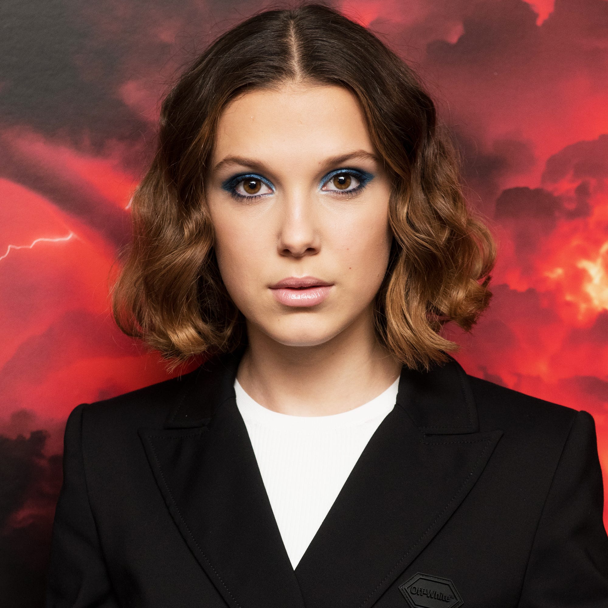 millie bobby brown christmas Wallpapers