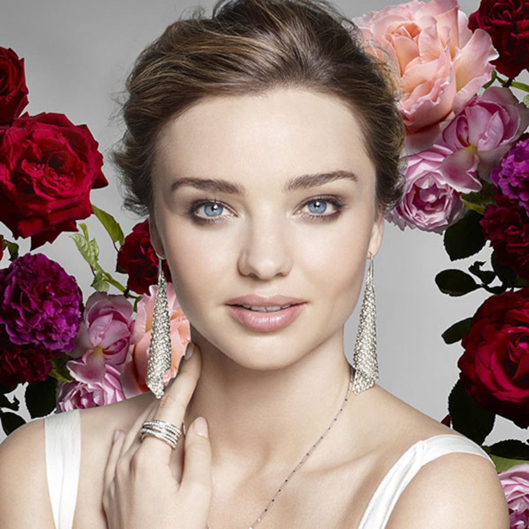 Miranda Kerr Vogue TH Wallpapers