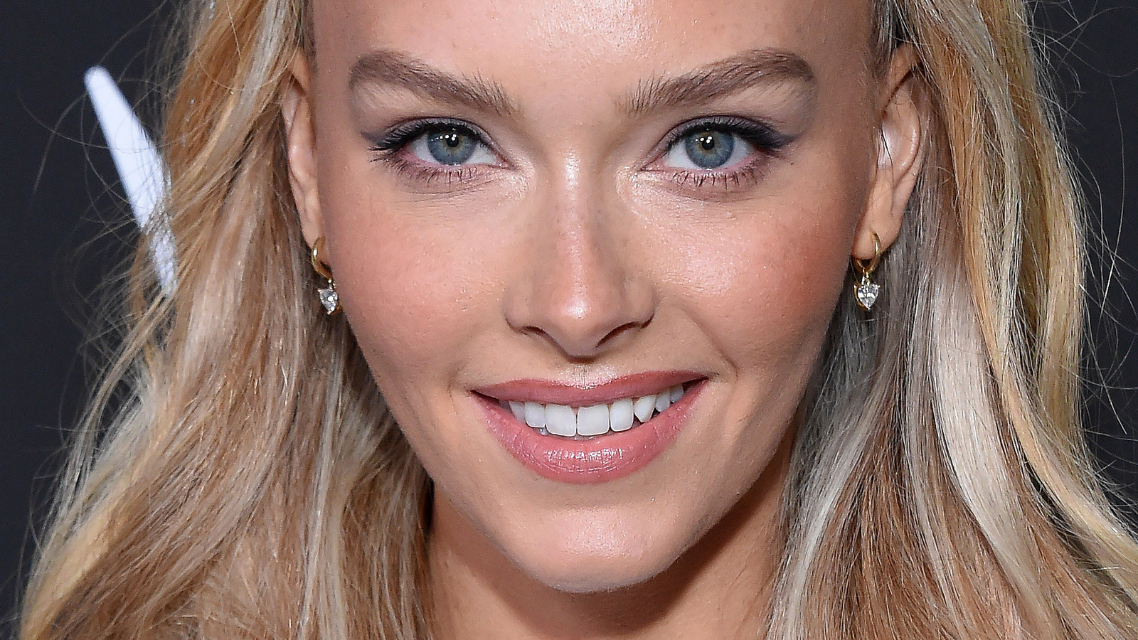 Model Camille Kostek Wallpapers