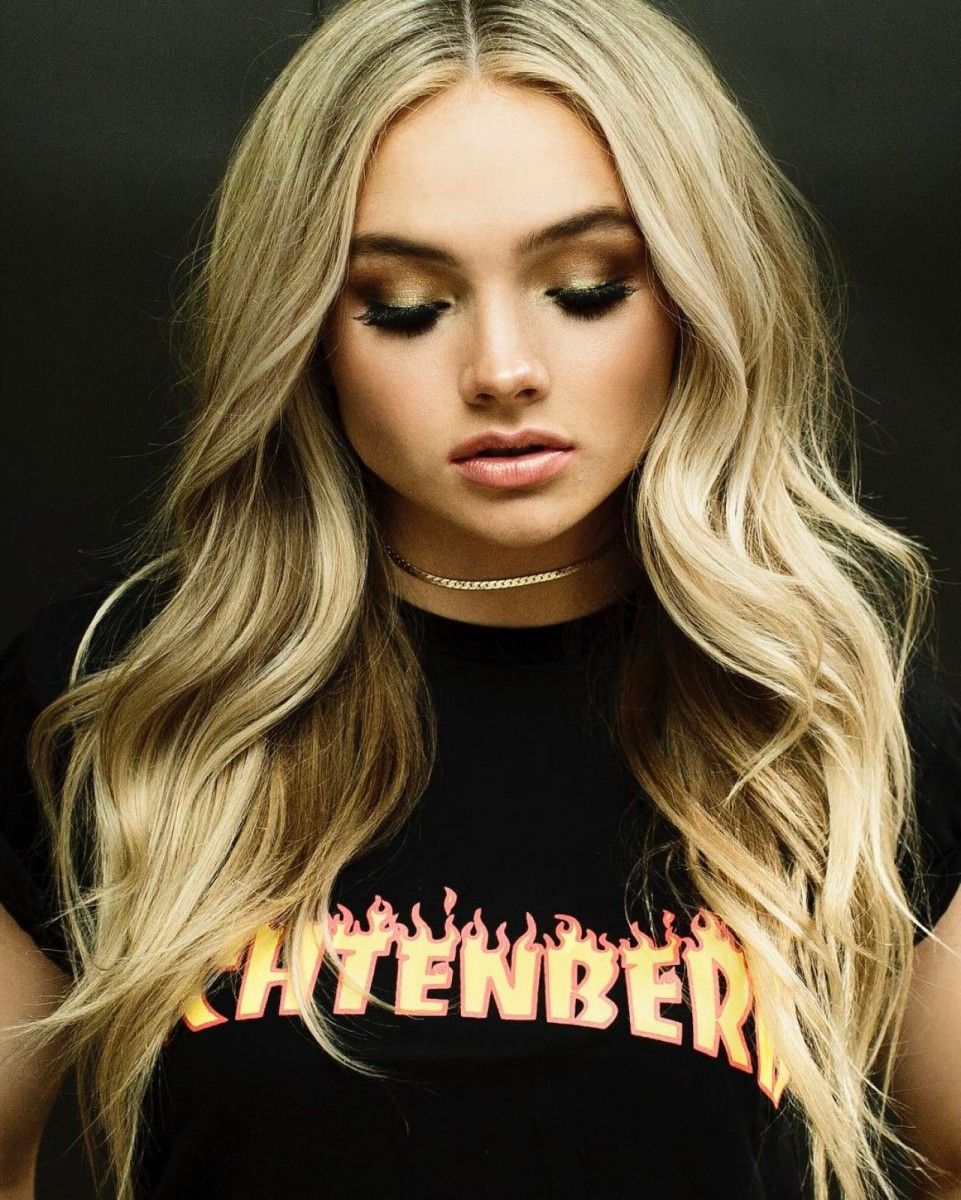 Natalie Alyn Lind Wallpapers