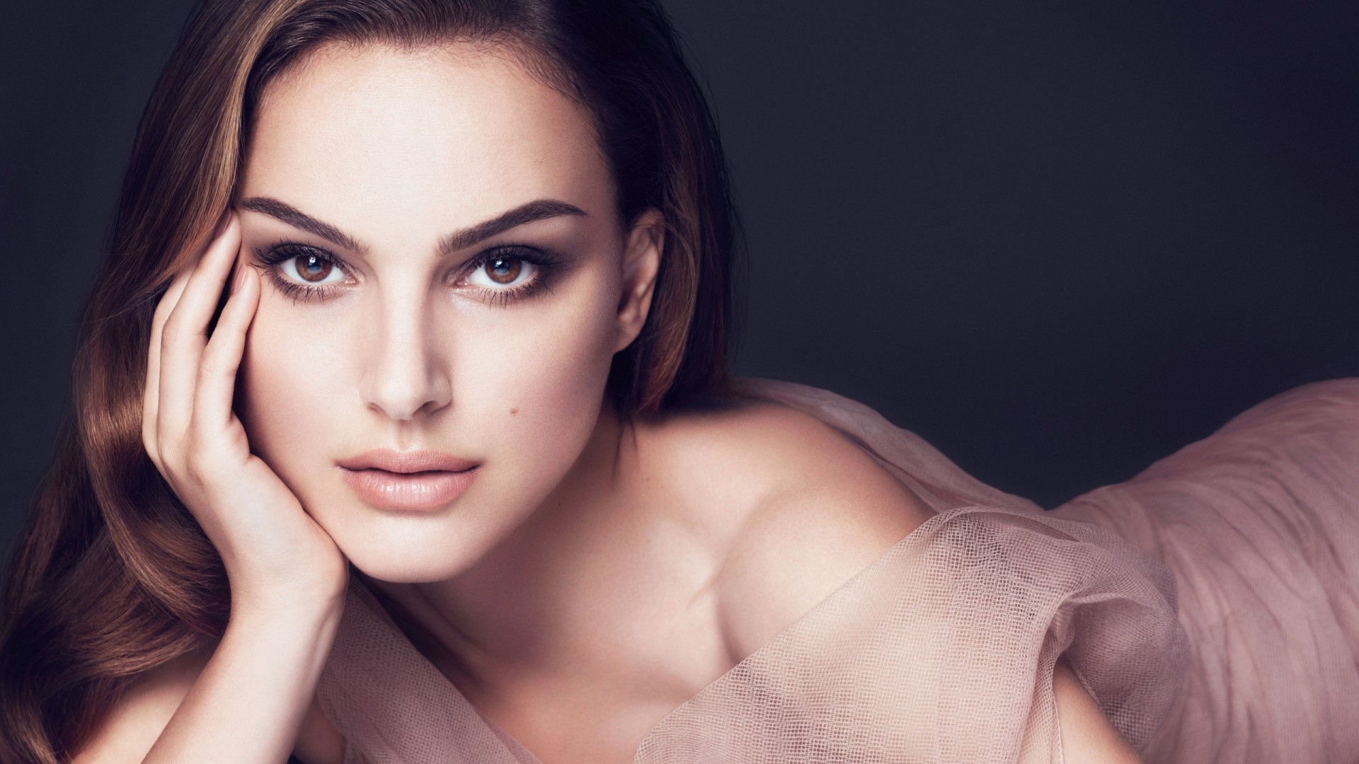 New Actress Natalie Portman 2021 Wallpapers