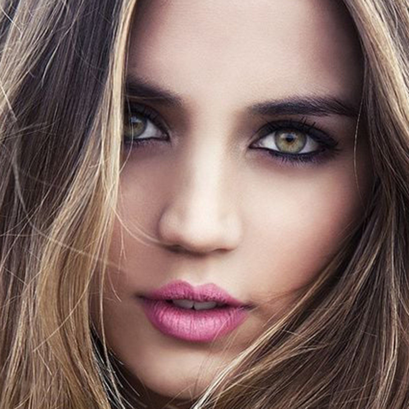 New Ana de Armas 2020 Wallpapers