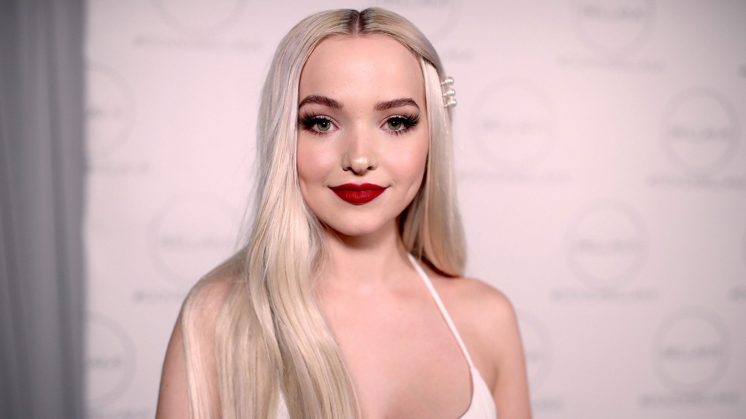 New Dove Cameron 2020 Wallpapers