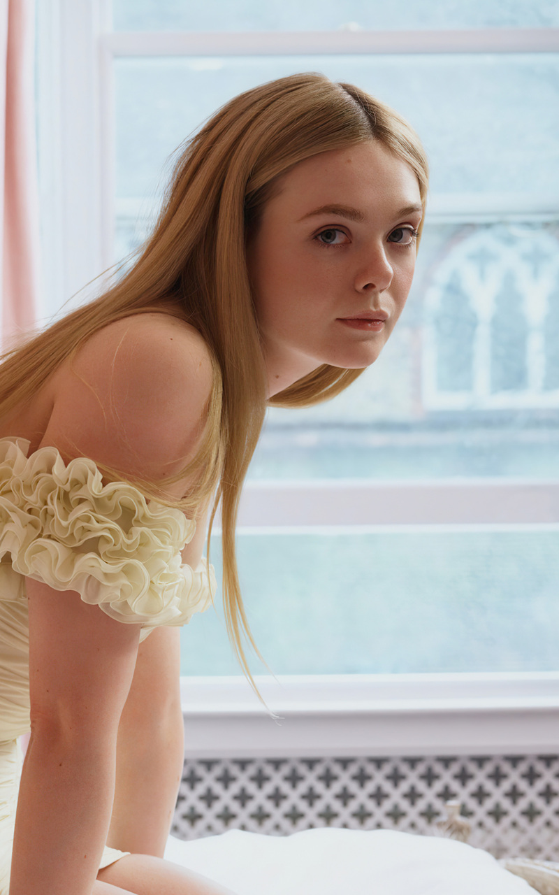 New Elle Fanning 2021 Wallpapers