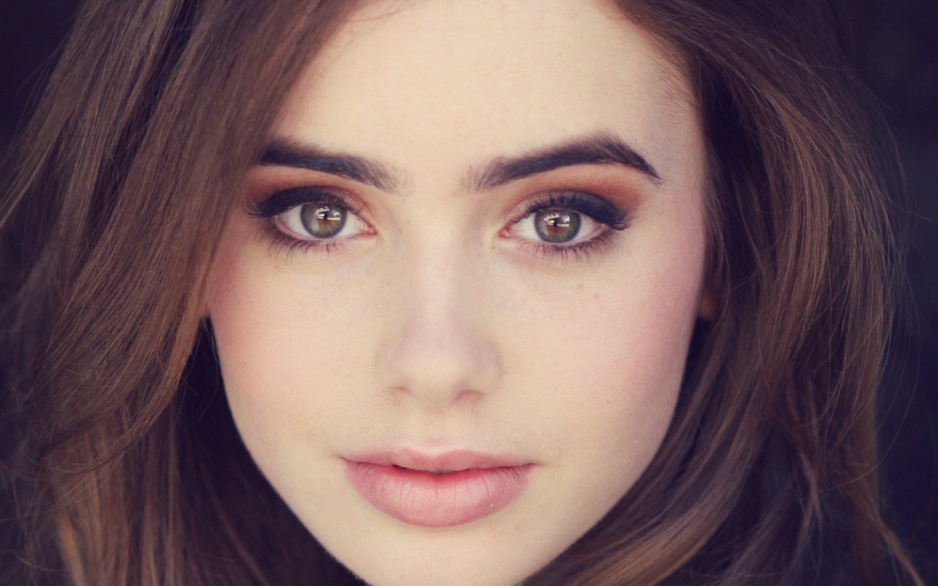 New Lily Collins Actress Wallpapers