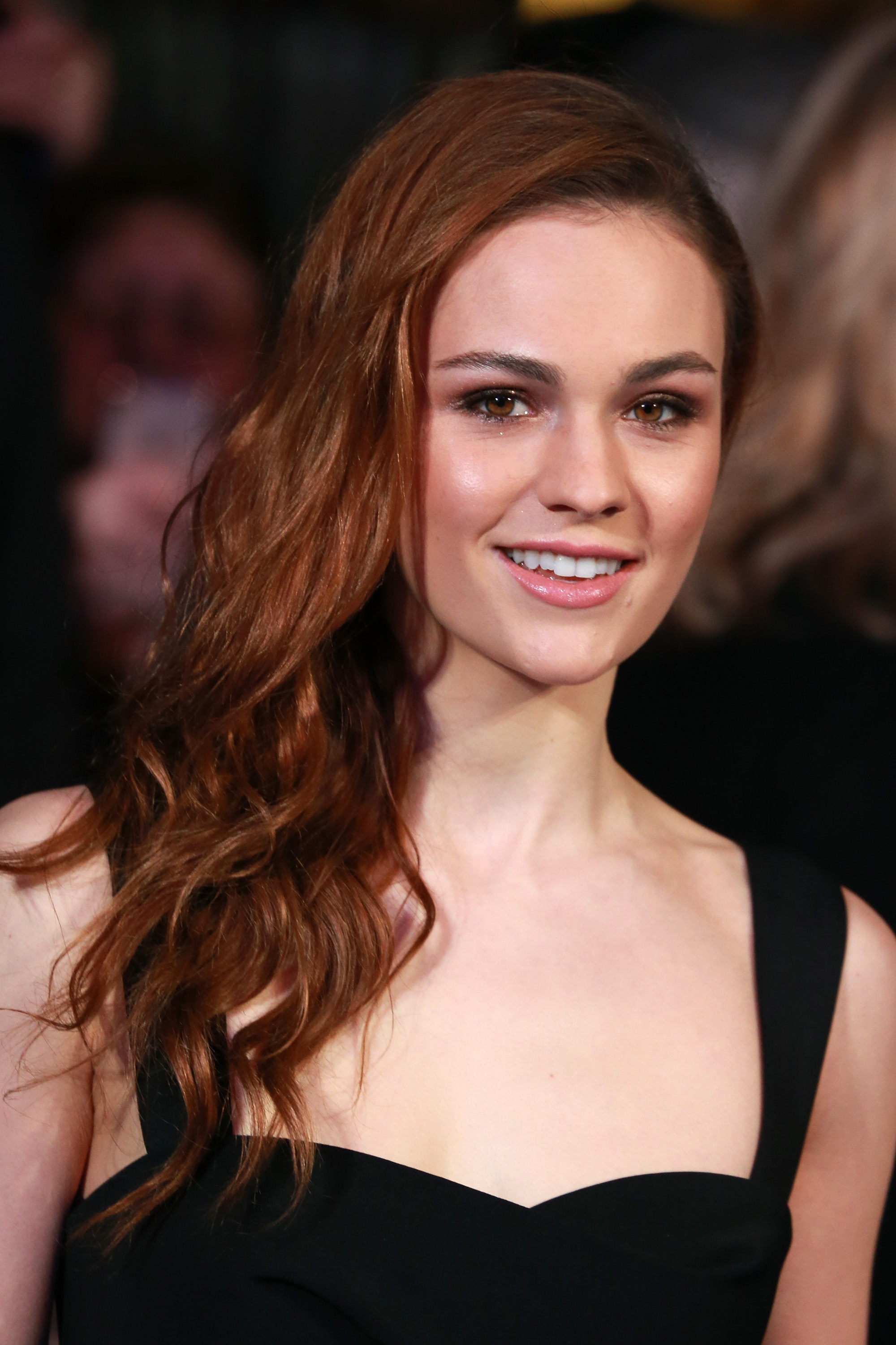 New Sophie Skelton Actress Wallpapers