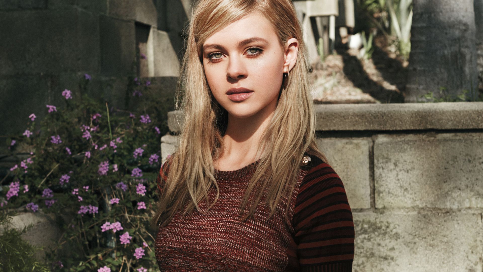 Nicola Peltz In Wallpapers