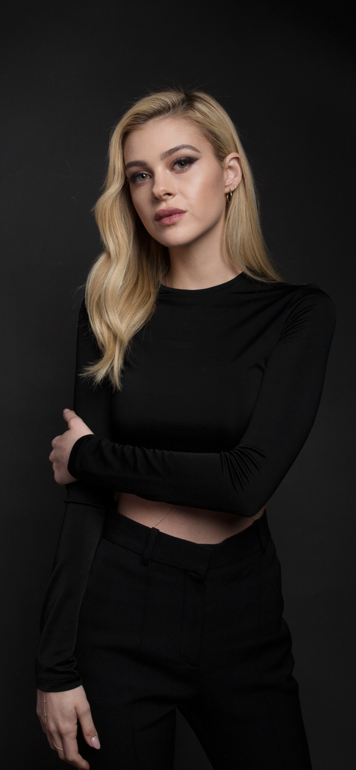 Nicola Peltz In 2017 Wallpapers