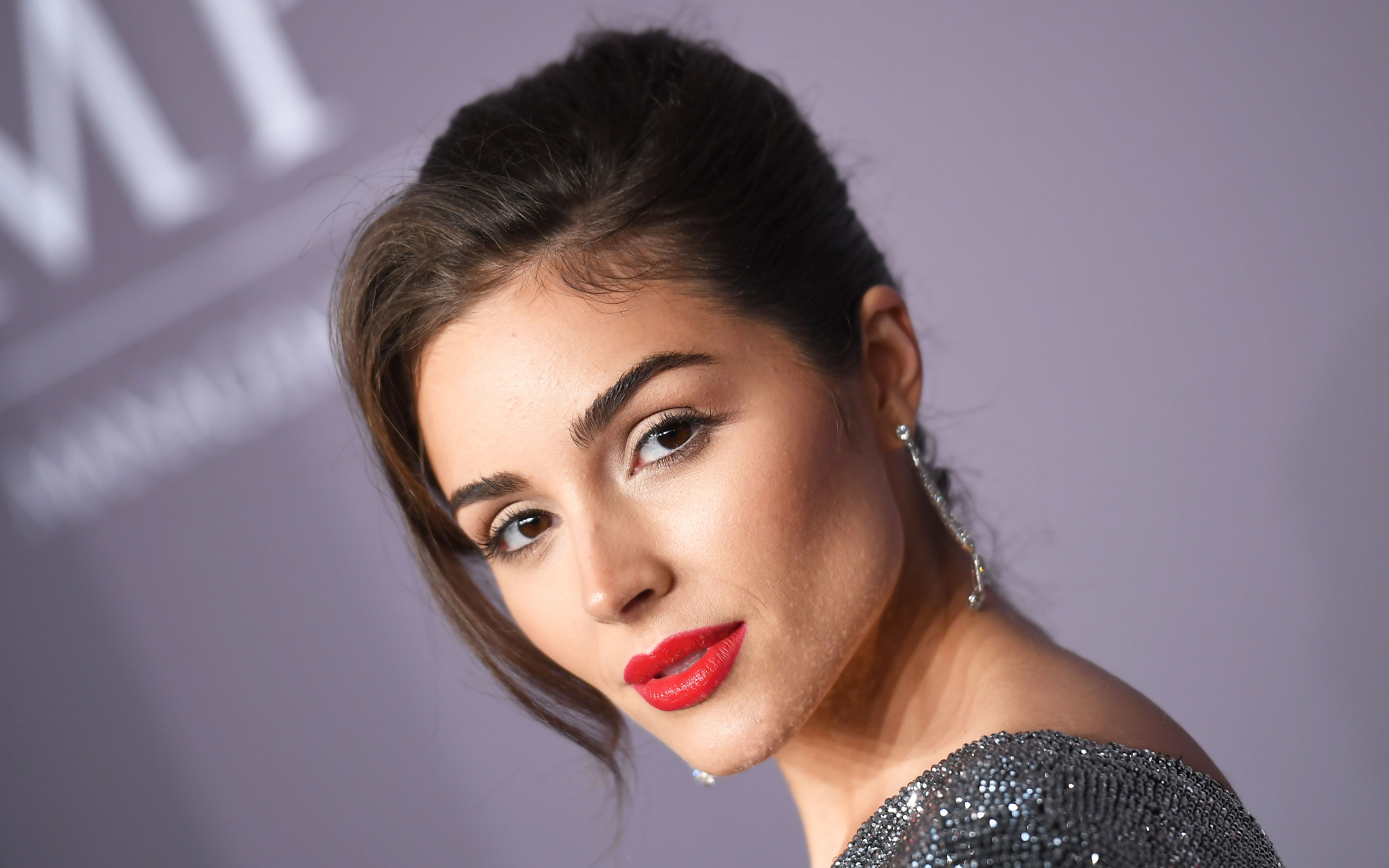 Olivia Culpo 4K Portrait Wallpapers