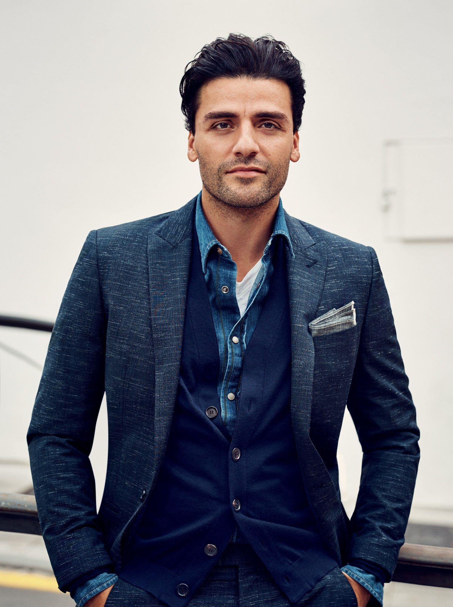 Oscar Isaac Wallpapers