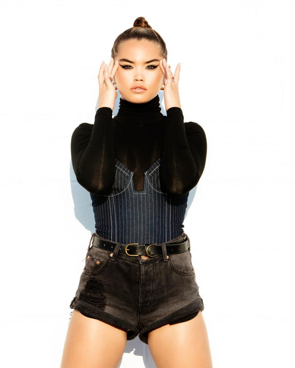 Paris Berelc Wallpapers