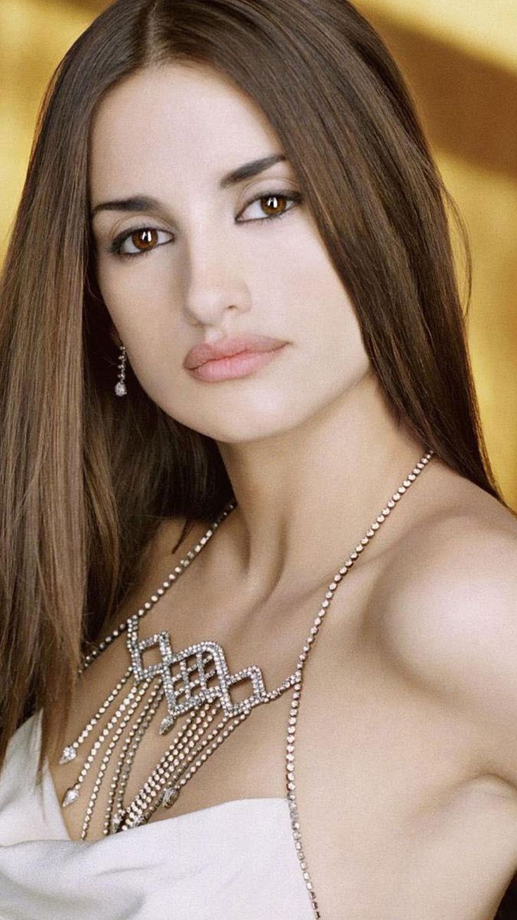 Penelope Cruz  Spanish Actress And Model Wallpapers