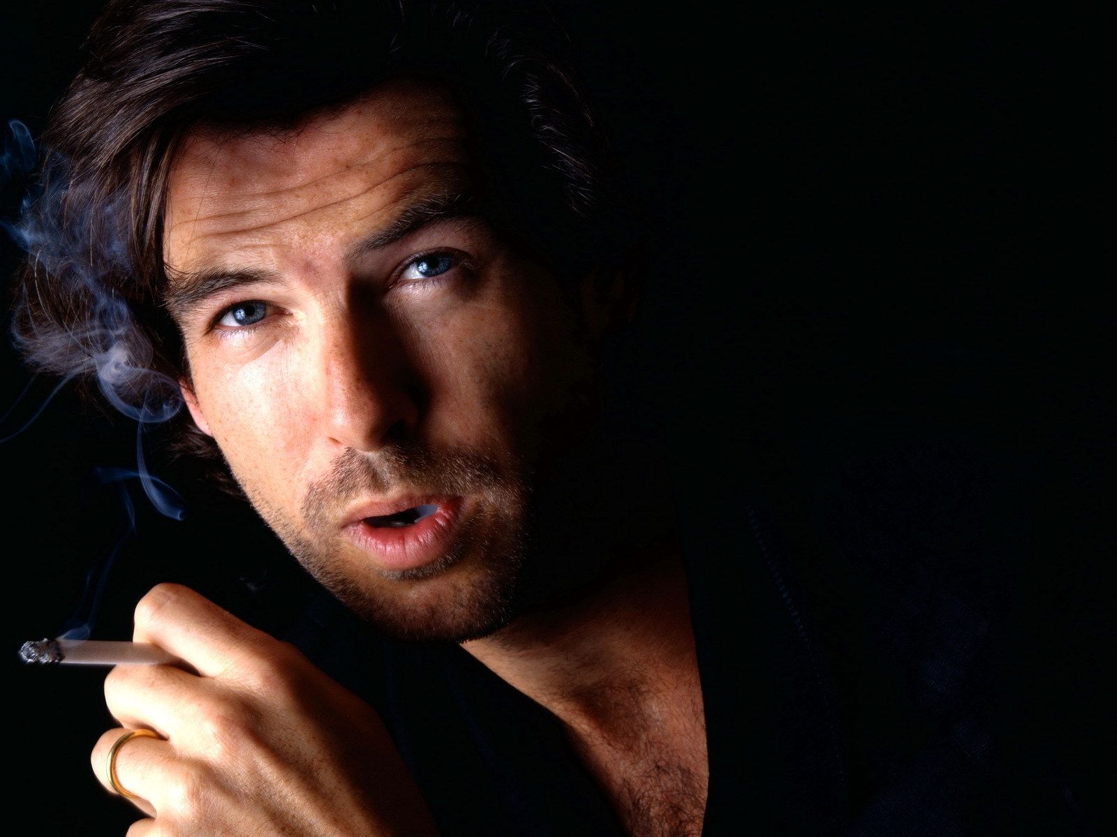 Pierce Brosnan Wallpapers