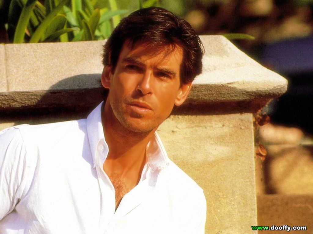 Pierce Brosnan Wallpapers