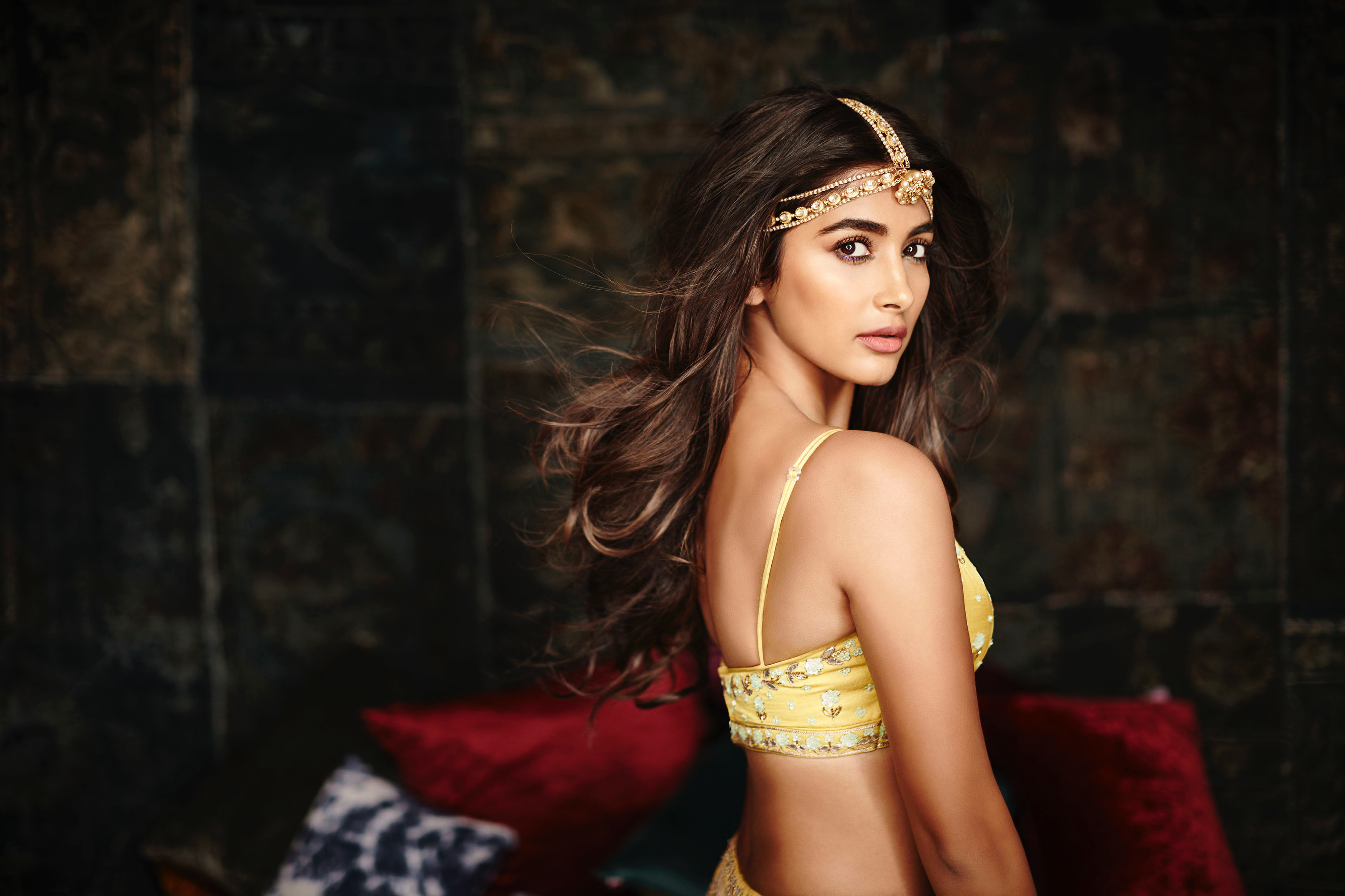 Pooja Hegde Wallpapers