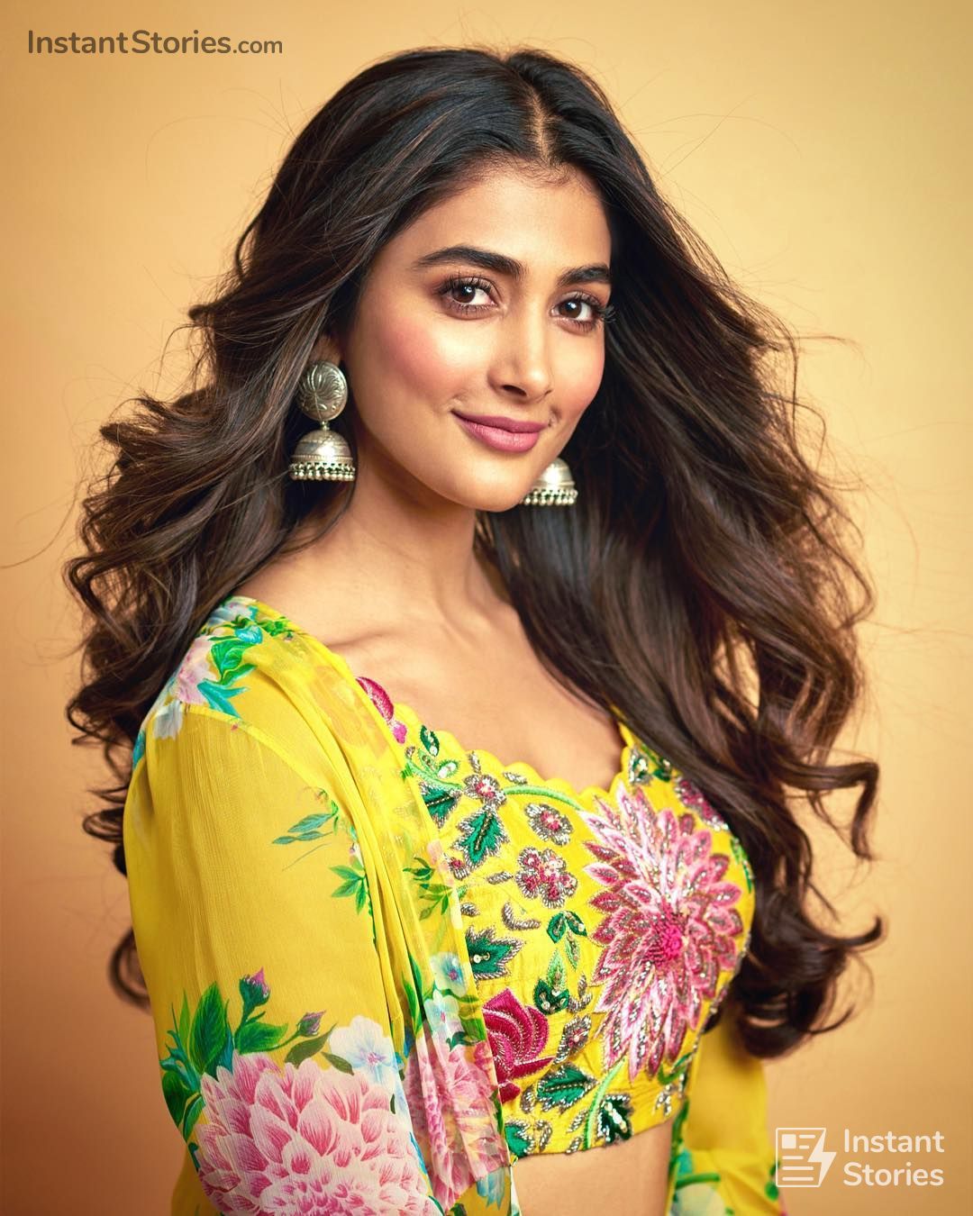 Pooja Hegde Wallpapers