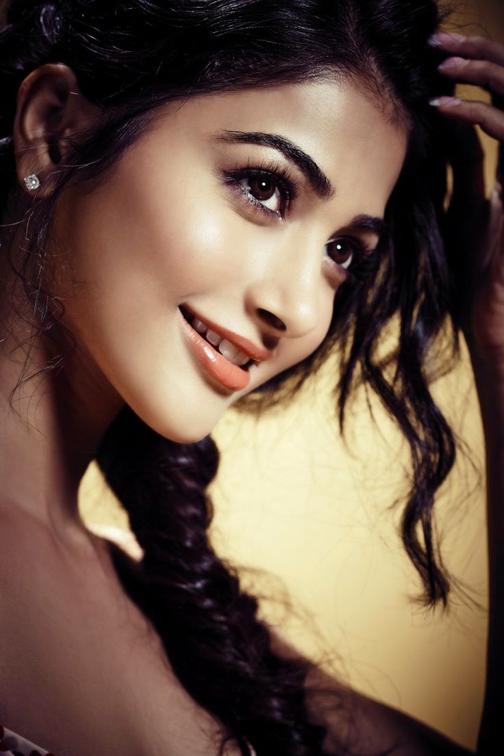 Pooja Hegde Wallpapers