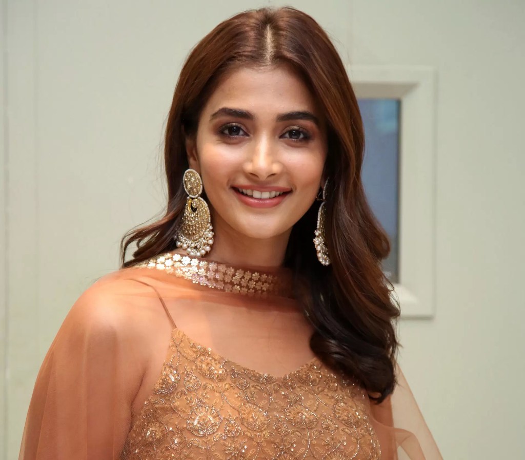 Pooja Hegde Wallpapers