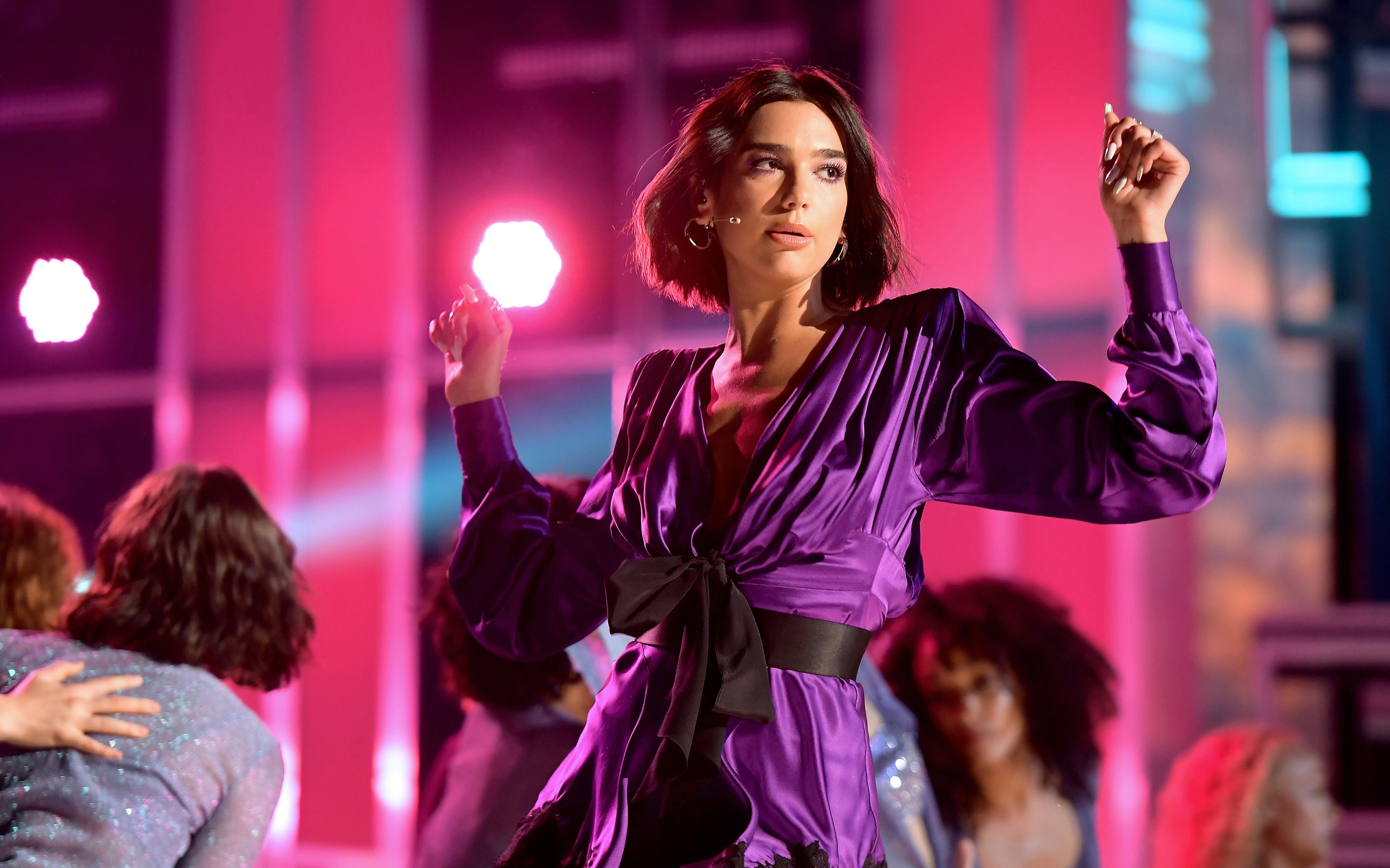 Pretty Dua Lipa 2018 Wallpapers