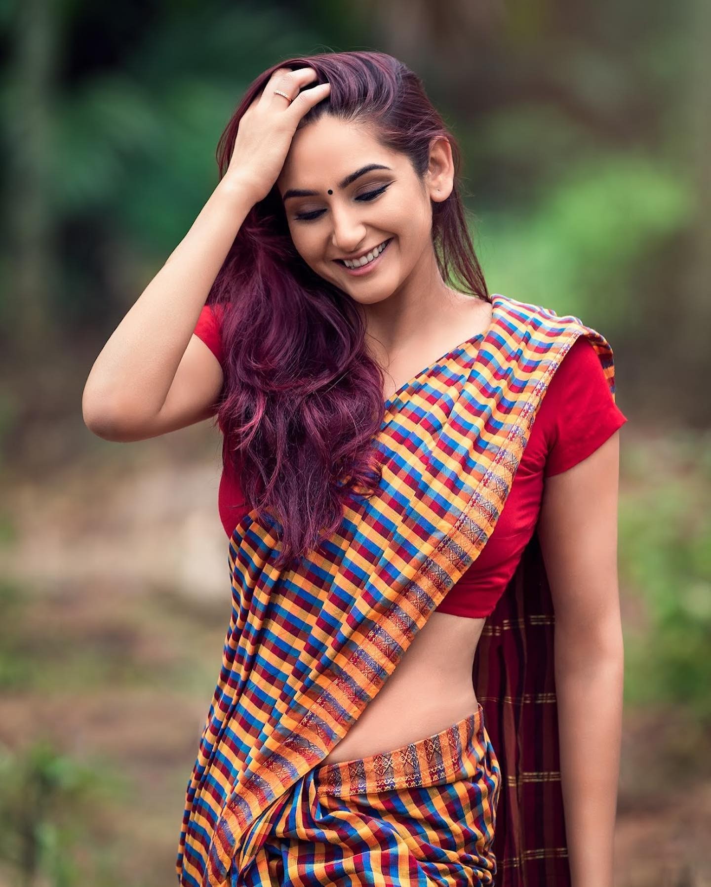 Ragini Dwivedi Wallpapers