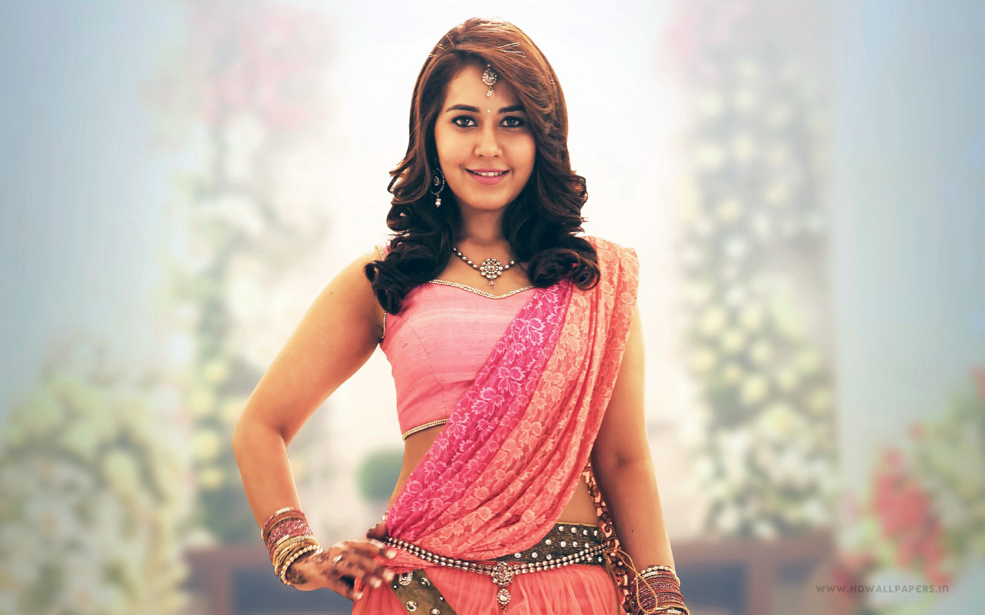 Rashi Khanna Wallpapers