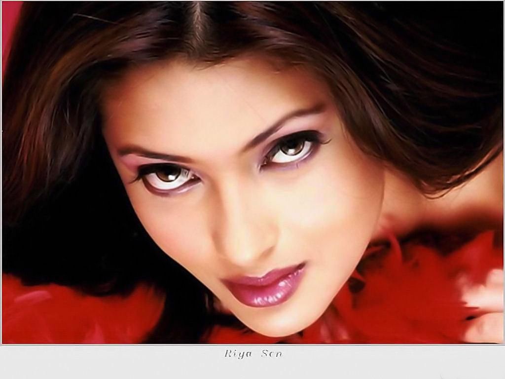 Riya Sen Wallpapers