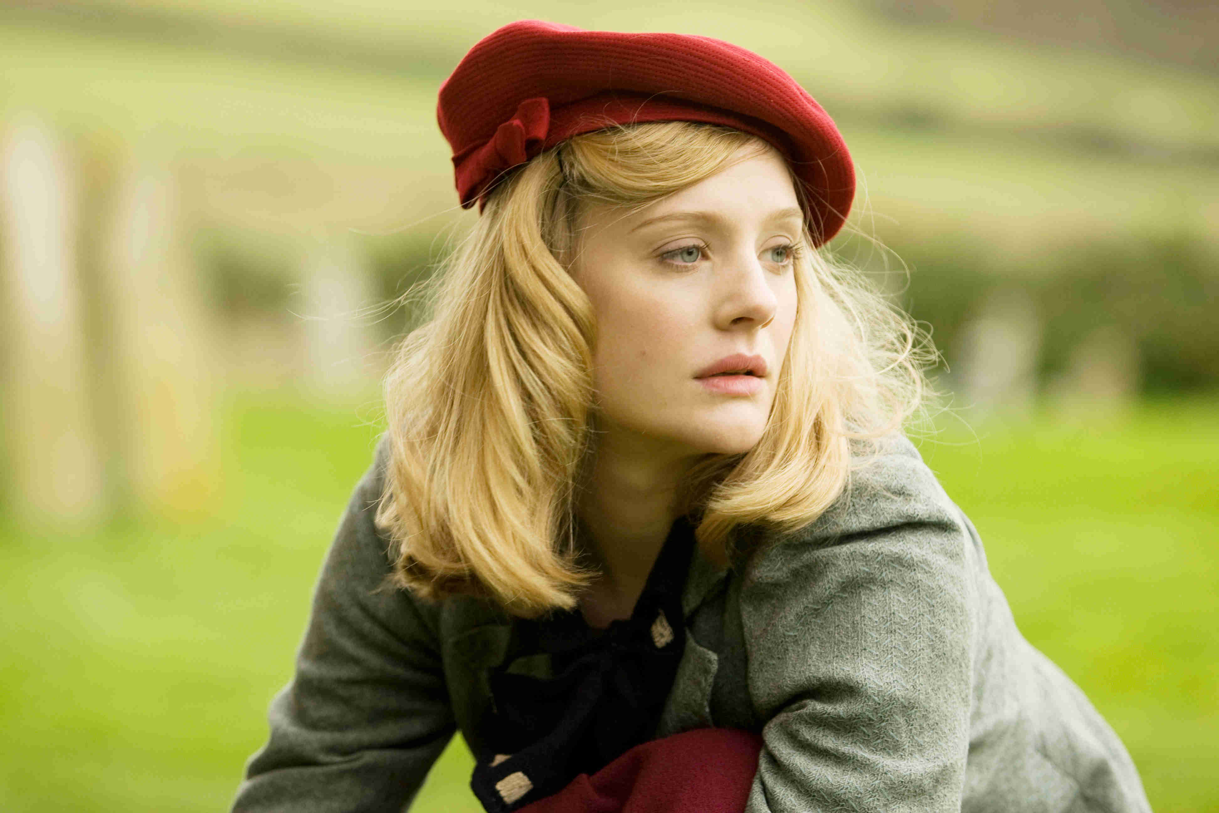 Romola Garai Wallpapers