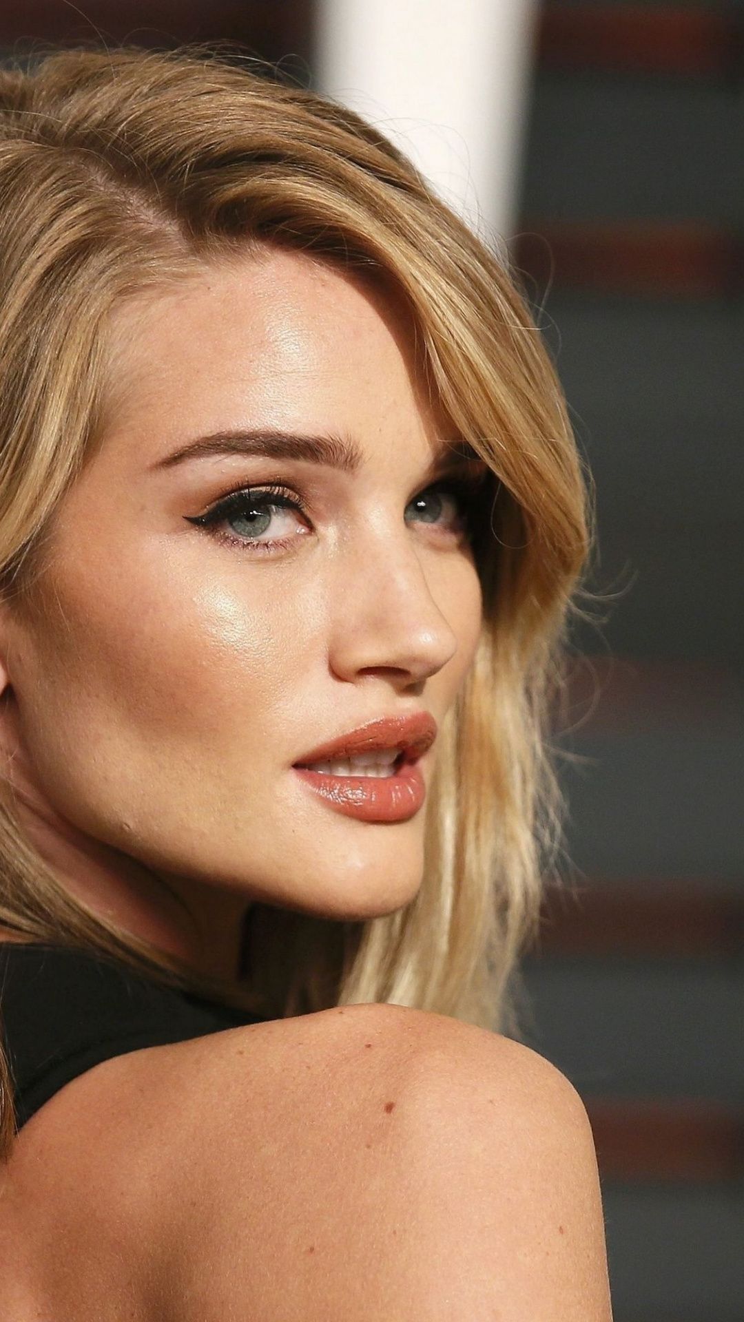 Rosie Huntington Whiteley Wallpapers