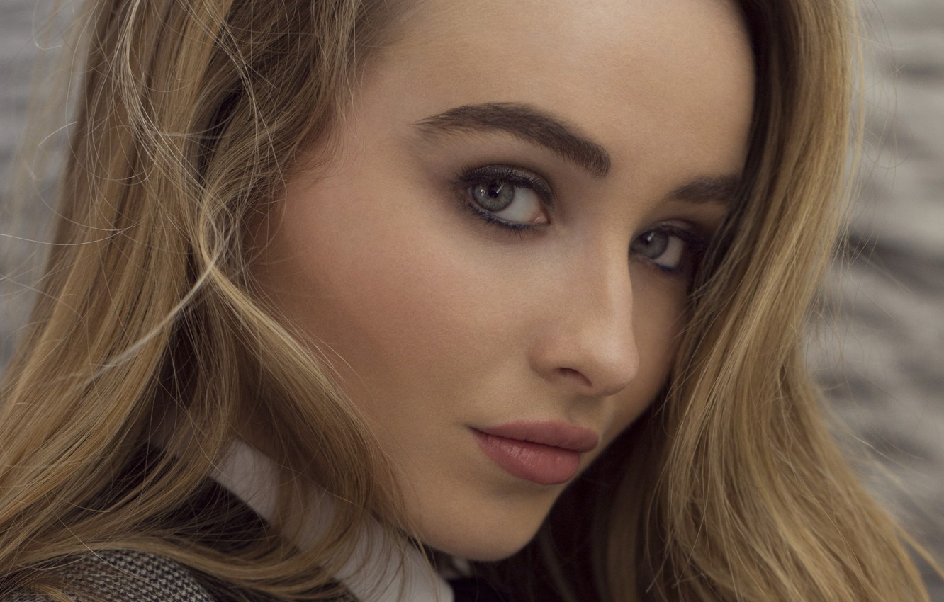 Sabrina Carpenter Singer Photoshoot Wallpapers