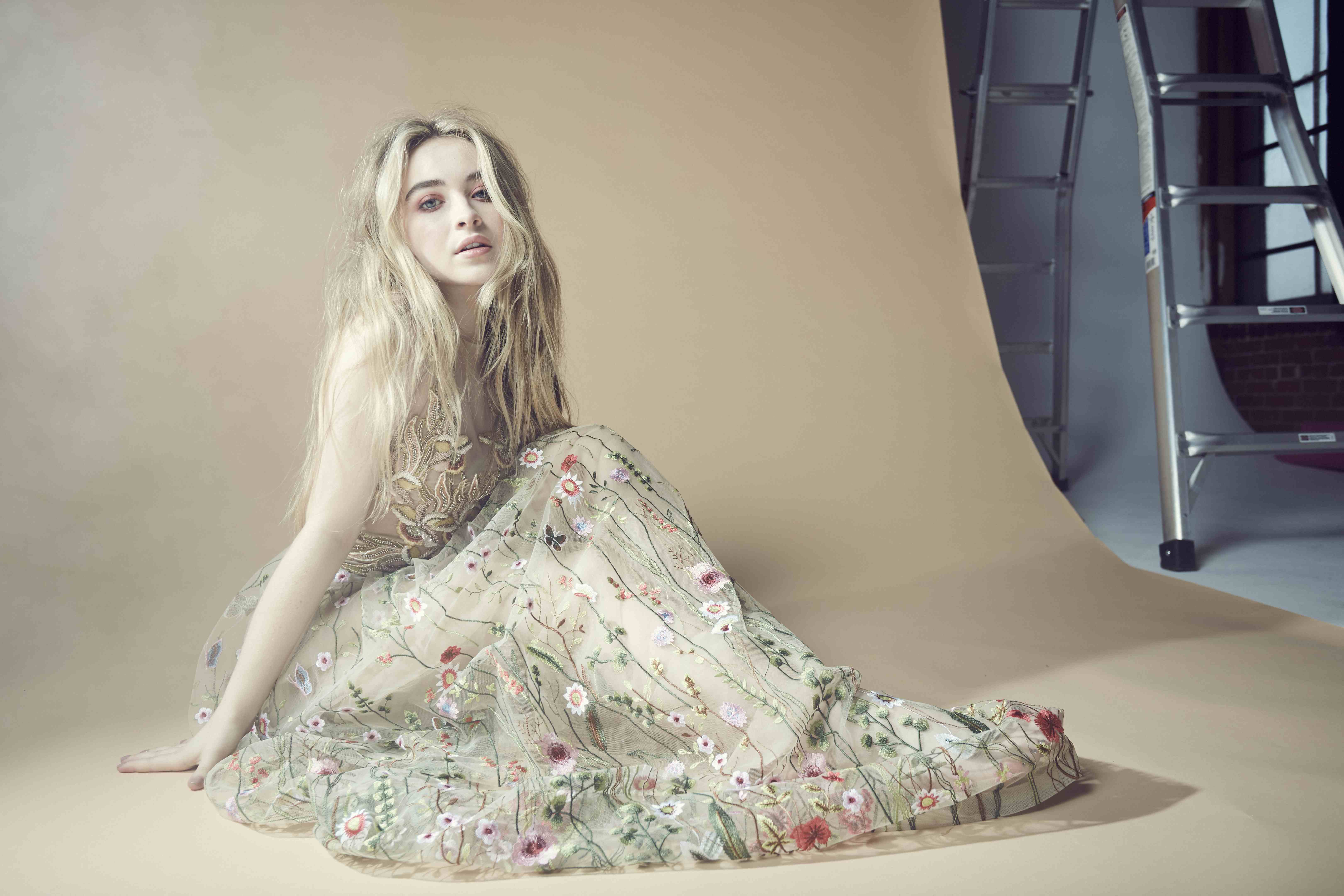 Sabrina Carpenter Singer Photoshoot Wallpapers