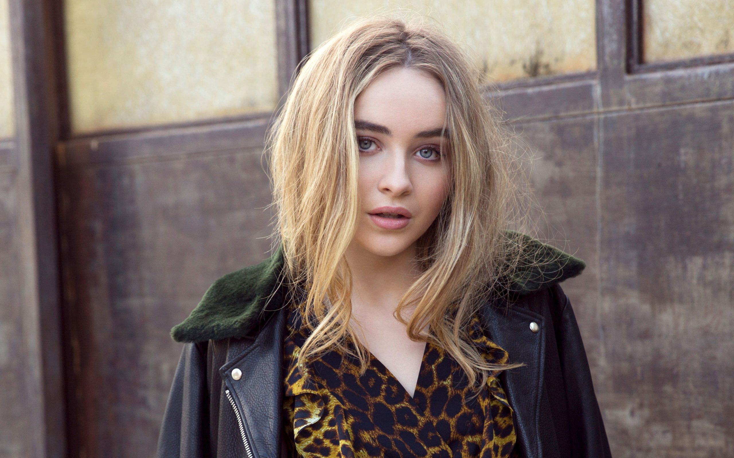 Sabrina Carpenter Singer Photoshoot Wallpapers