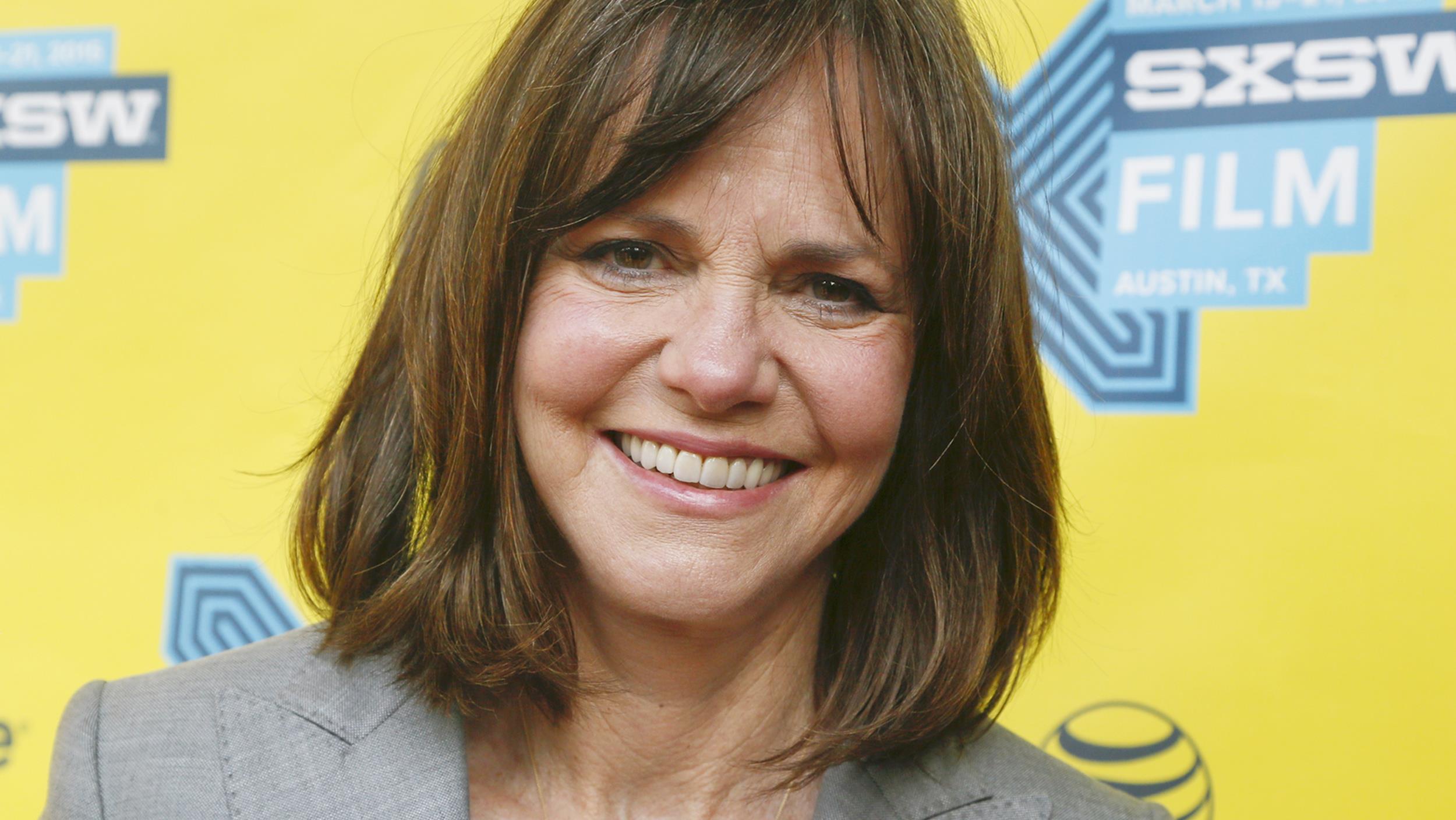 Sally Field Wallpapers