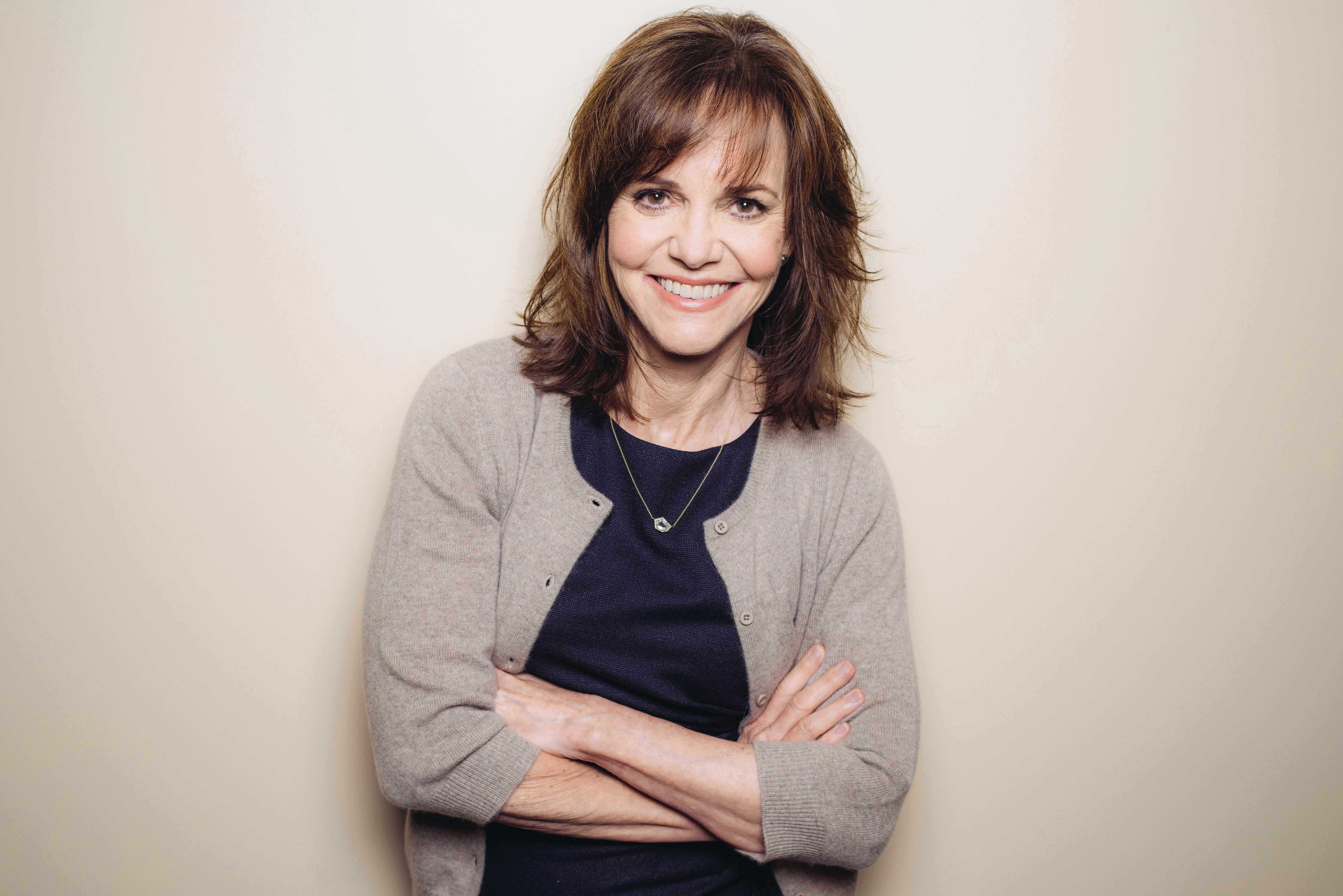 Sally Field Wallpapers